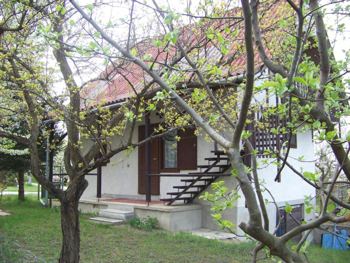 Nefelejcs Apartman Fertohomok ภายนอก รูปภาพ